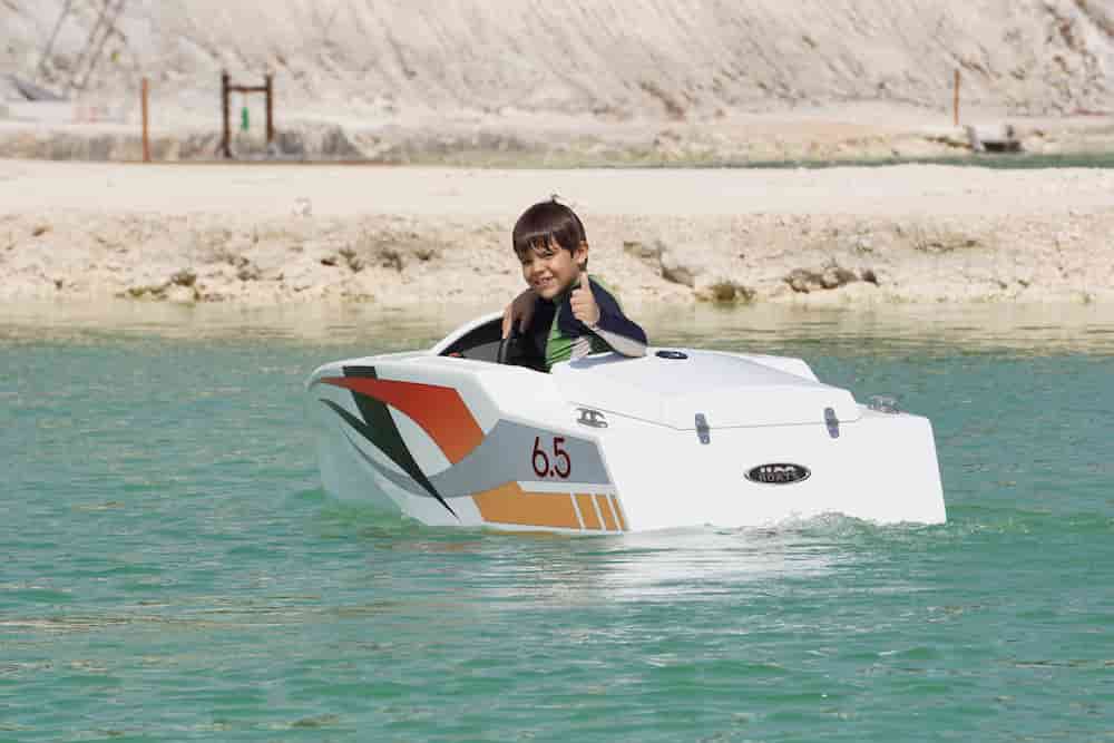 bateau moteur electrique