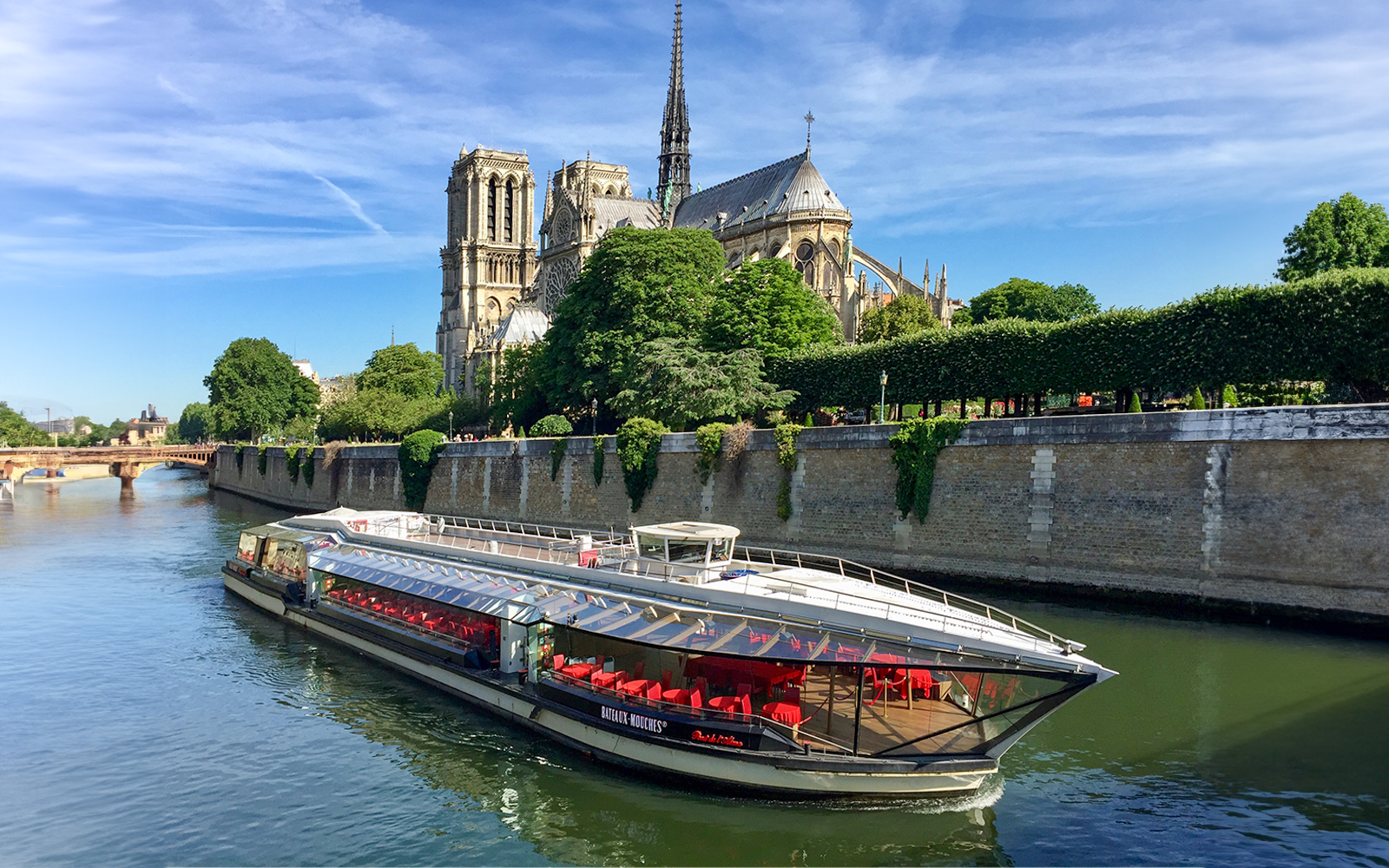 bateaux parisiens