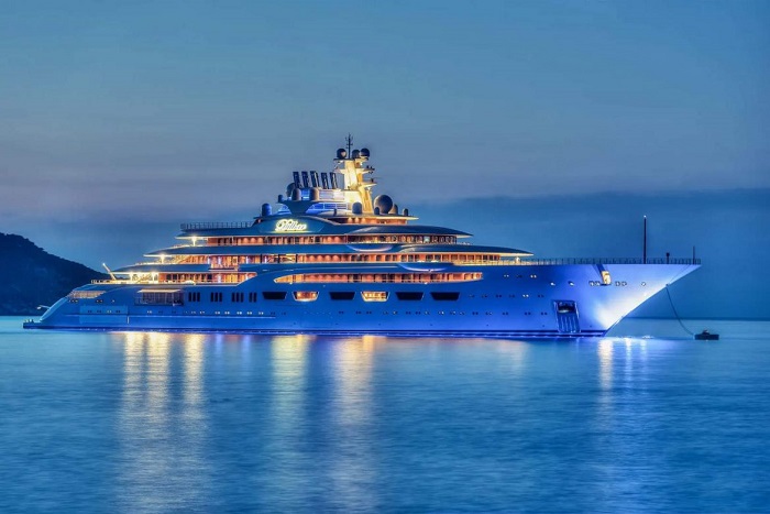 dilbar mega yacht