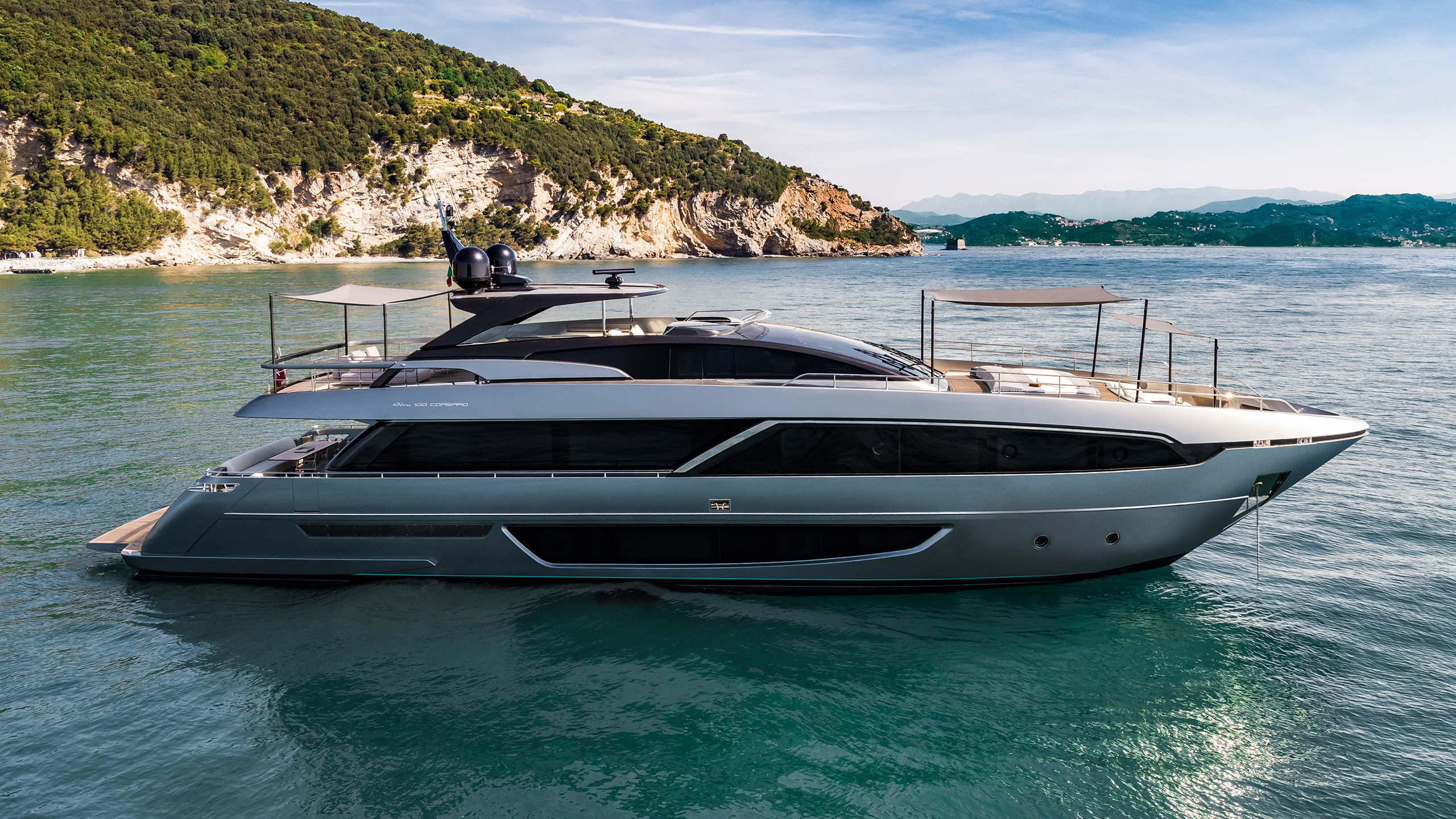 yacht 30m